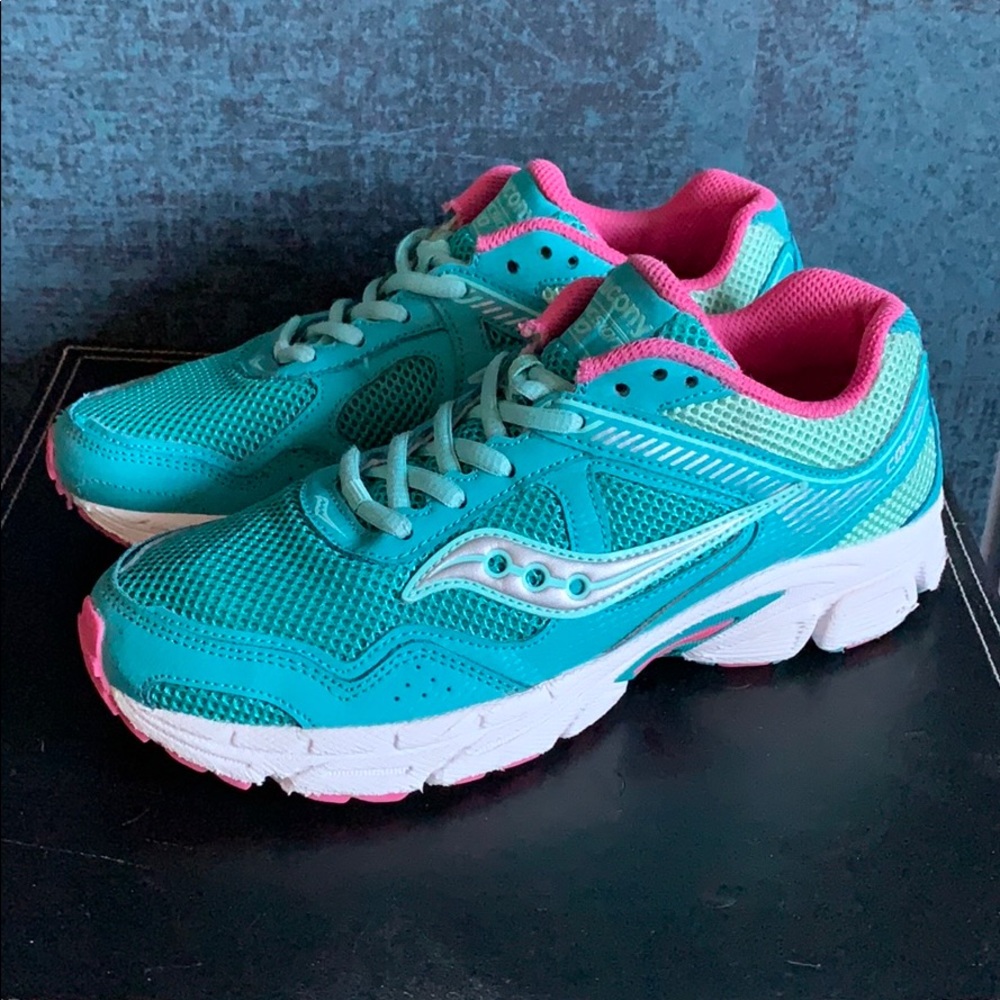 Saucony Cohesion 10 Sz.5 1/2 Teal Running Shoe